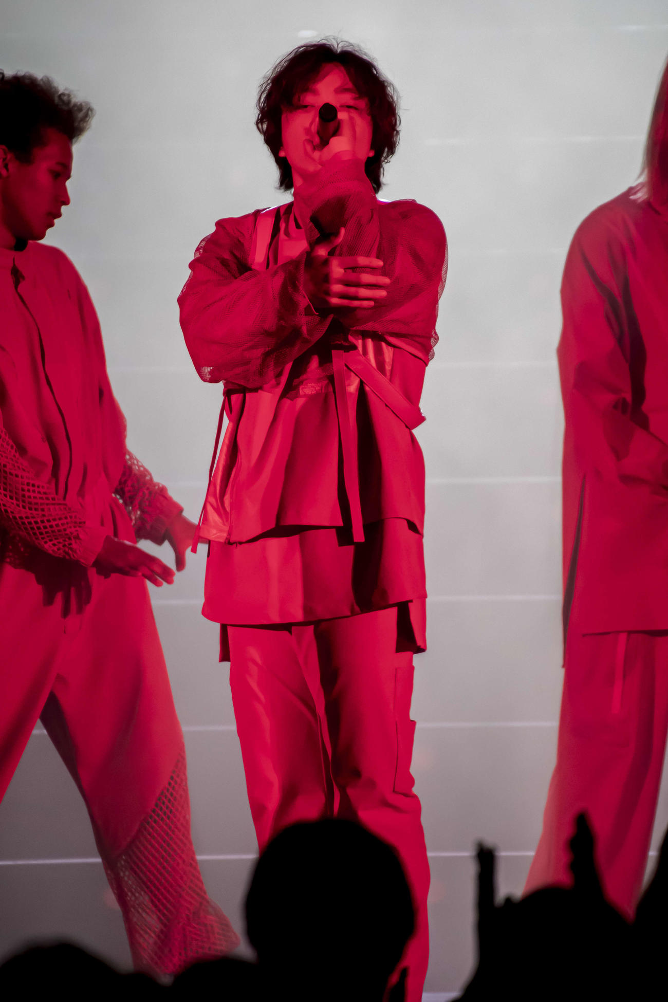 「DAICHI MIURA LIVE TOUR 2023 OVER」東京公演で歌唱する三浦大知