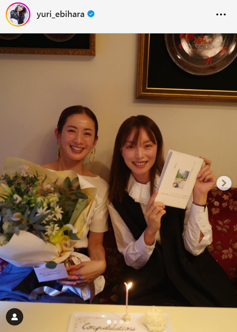 高垣麗子（左）と蛯原友里（蛯原友里のインスタグラムから）