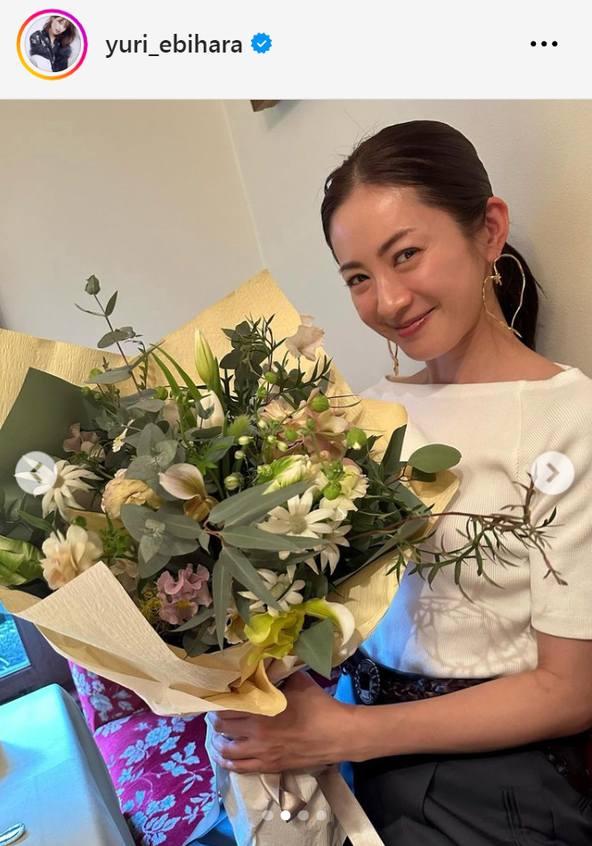 高垣麗子（蛯原友里のインスタグラムから）