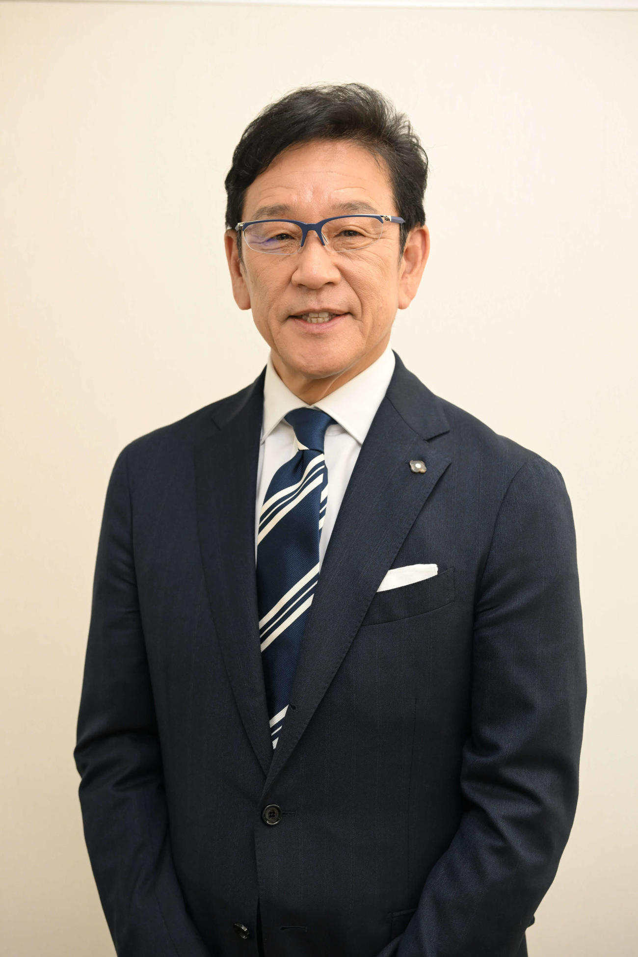 テレビ朝日系「M－1グランプリ2023」で“笑神籤プレゼンター”を務める栗山英樹氏