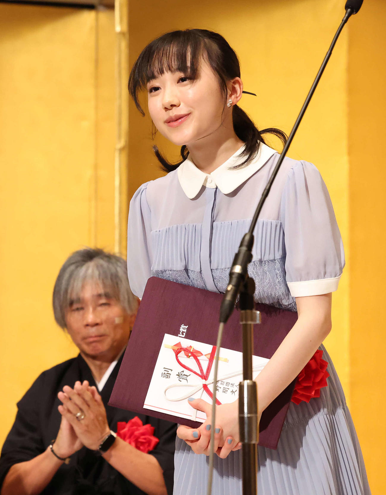 野間出版文化賞を受賞した芦田愛菜（撮影・丹羽敏通）