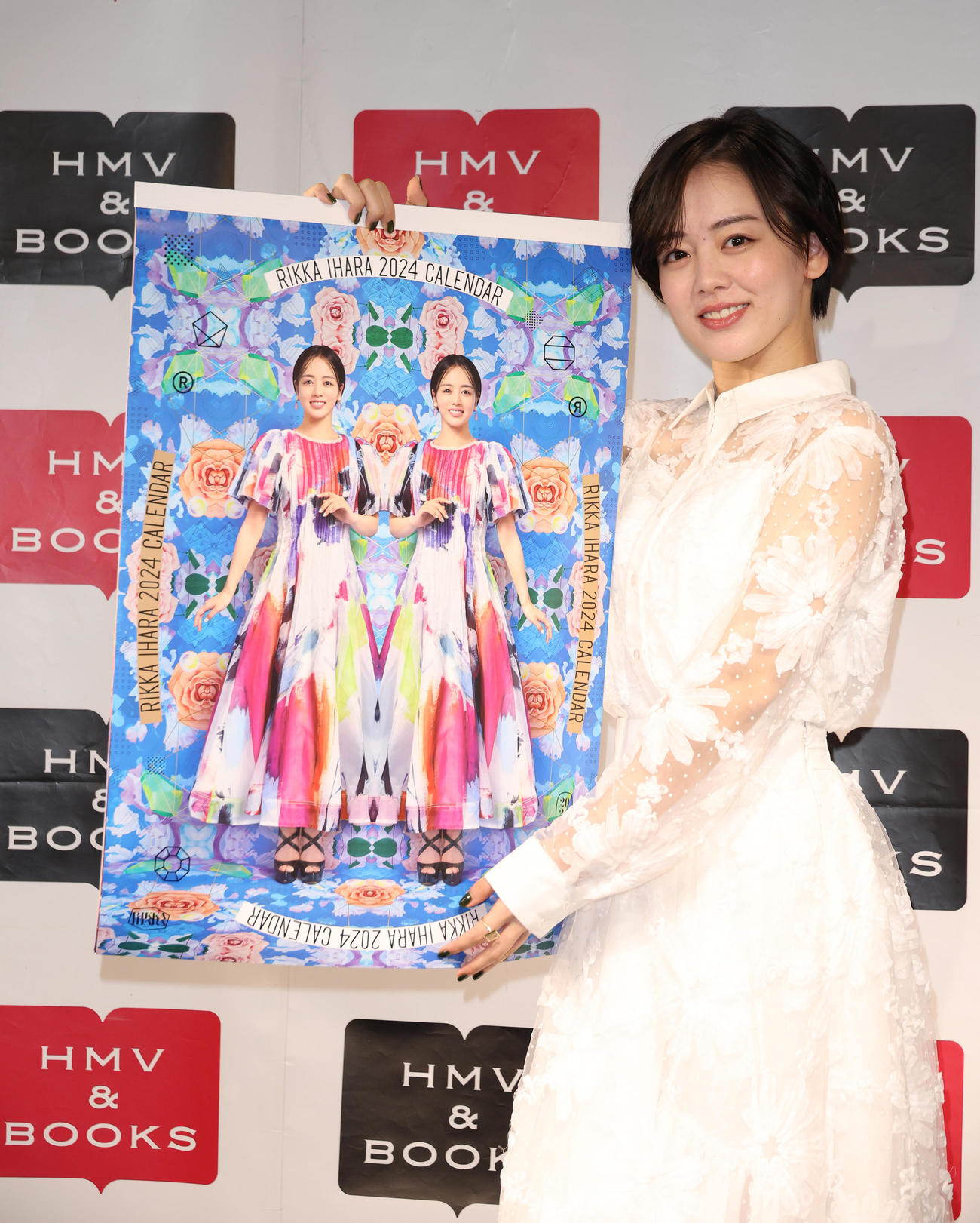 都内でカレンダー発売イベントを行った伊原六花（撮影・中島郁夫）