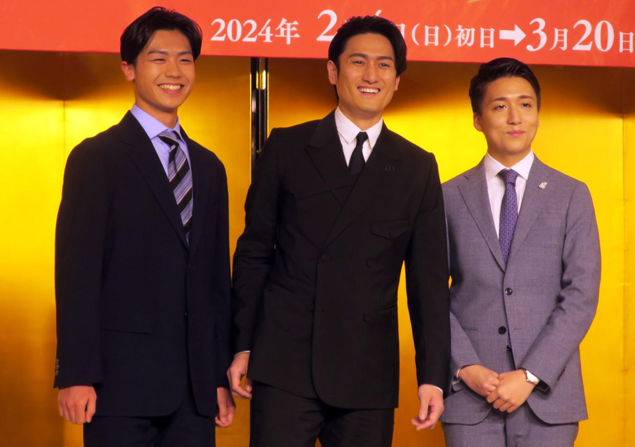 スーパー歌舞伎「ヤマトタケル」取材会で。左から、市川團子、中村隼人、中村米吉
