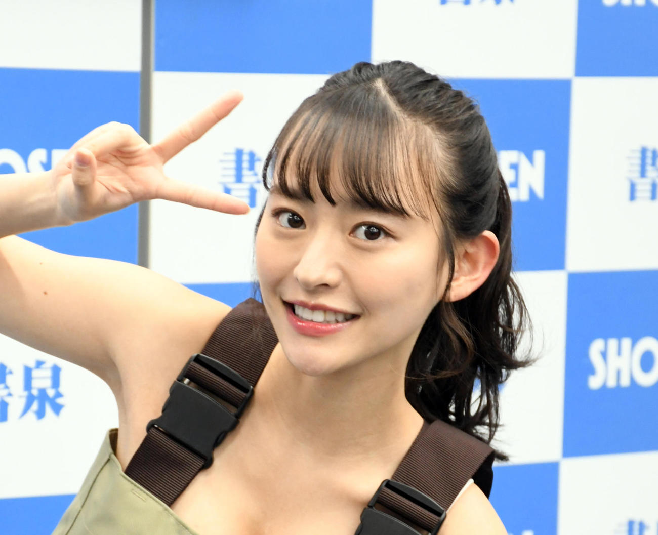 高崎かなみ（2022年1月撮影）