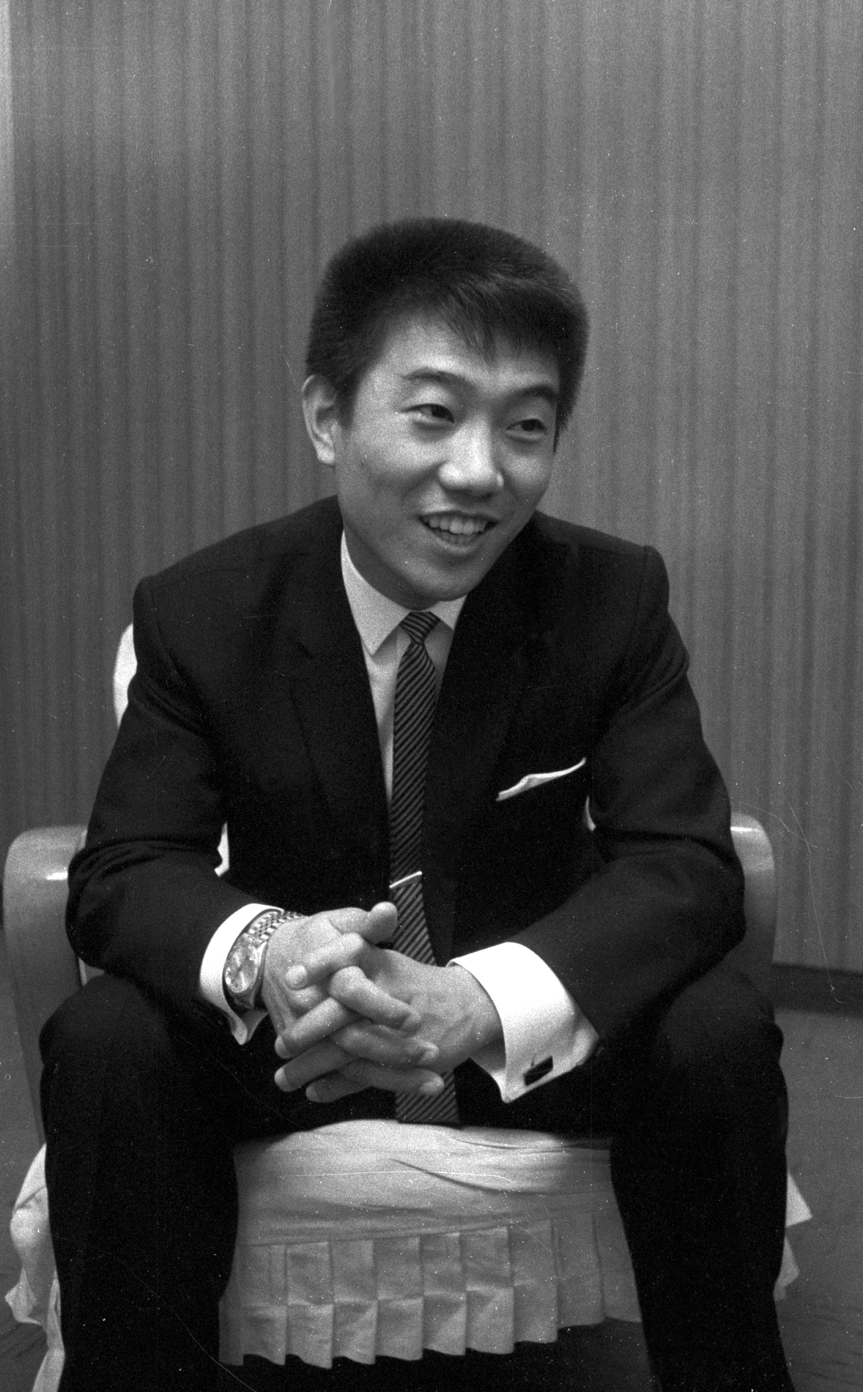 井沢八郎さん