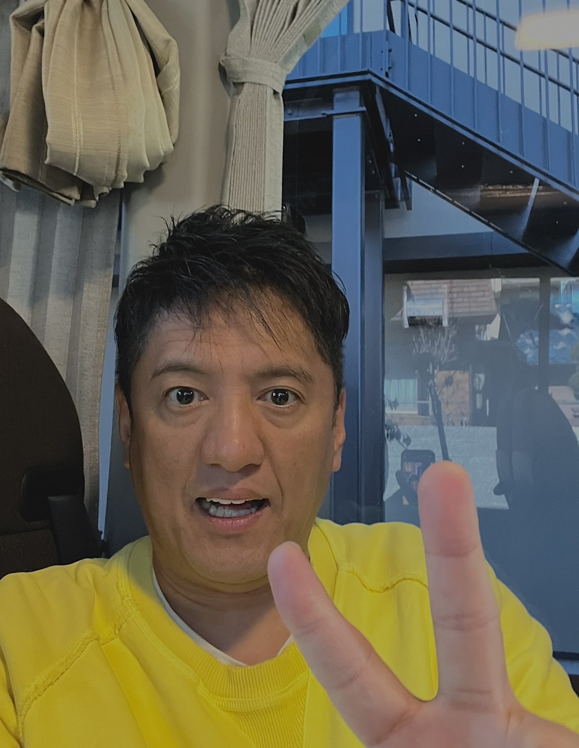 ヤナギブソンのXから
