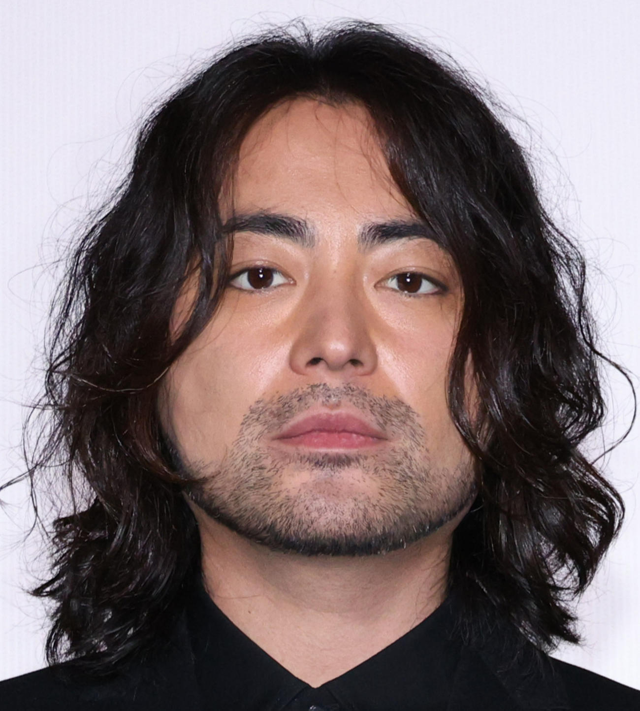 山田孝之（2021年6月撮影）