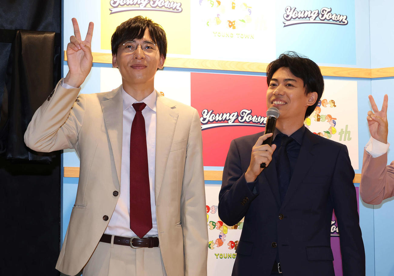 カベポスターの永見大吾（左）と浜田順平（2023年9月撮影）