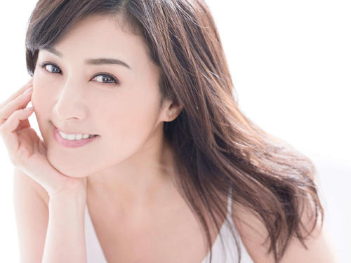 舞台「カルメン故郷に帰る」に主演する藤原紀香