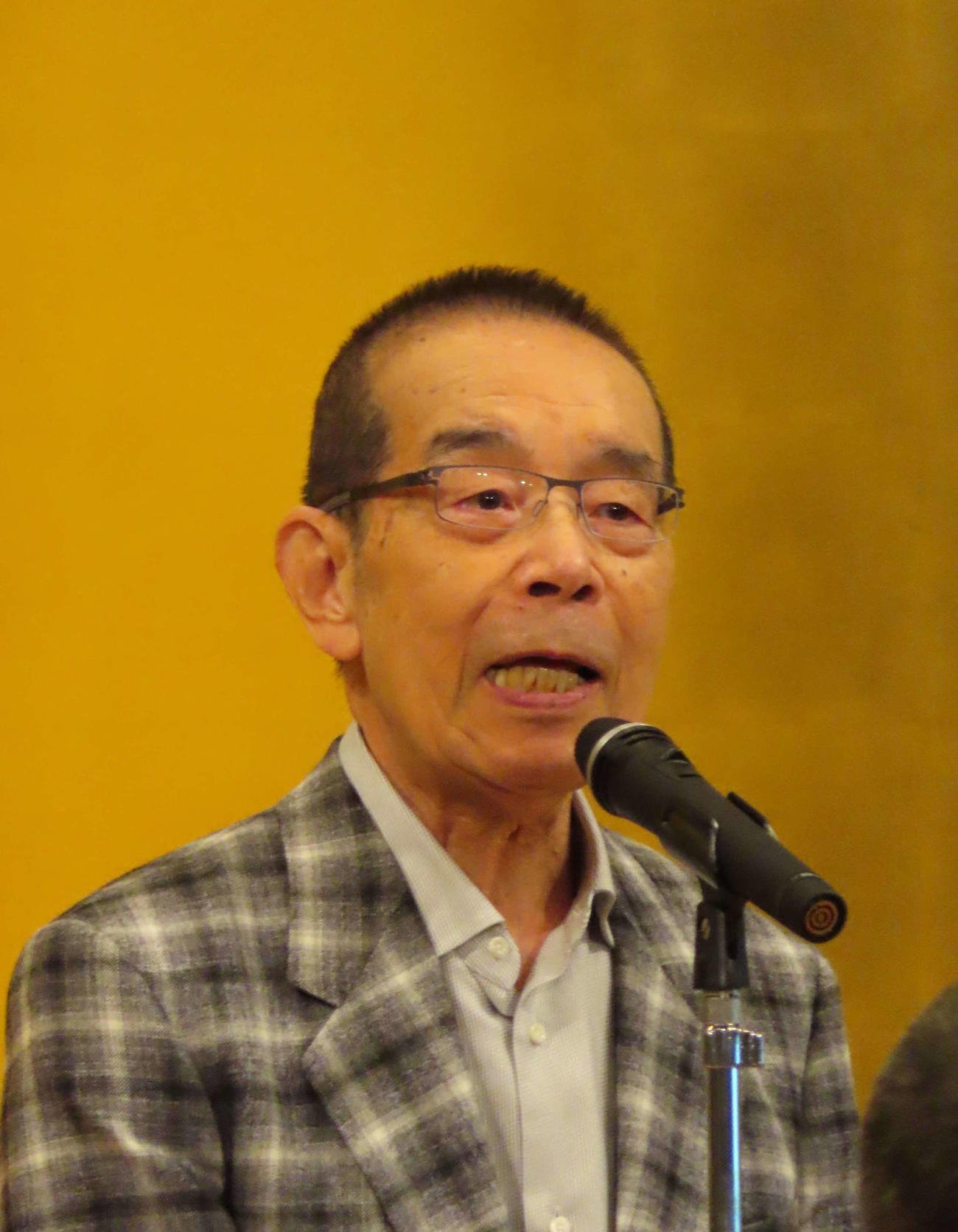 落語協会納めの会であいさつする林家木久扇
