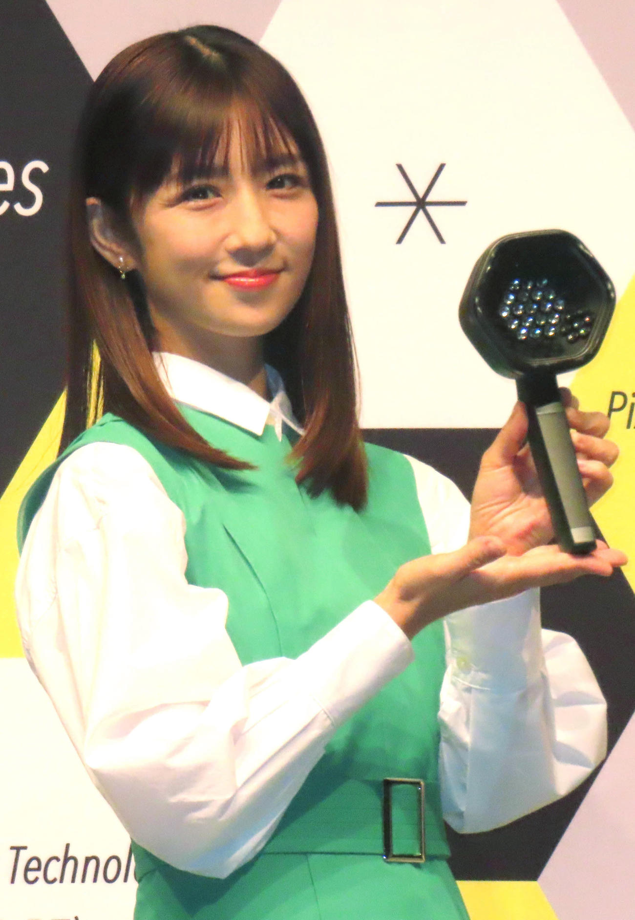 小倉優子（2023年12月撮影）