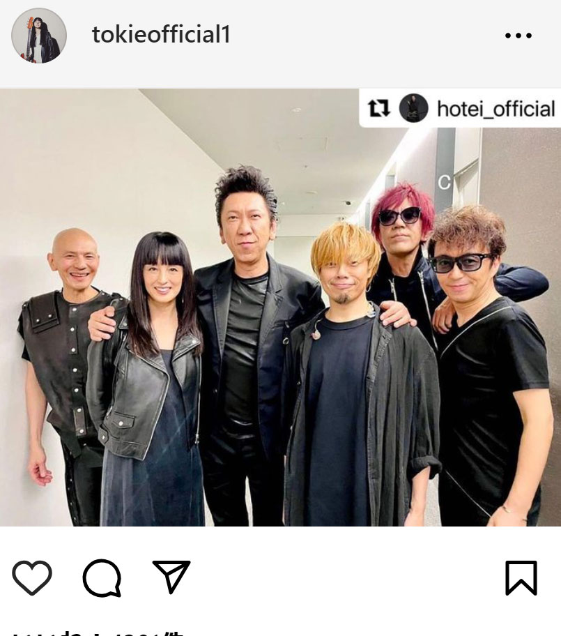 布袋寅泰のインスタグラムから。TOKIEさん（左から2人目）
