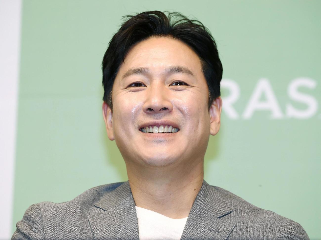 死亡が確認された韓国の人気俳優、イ・ソンギュンさん＝2020年2月、ソウル（聯合＝共同）
