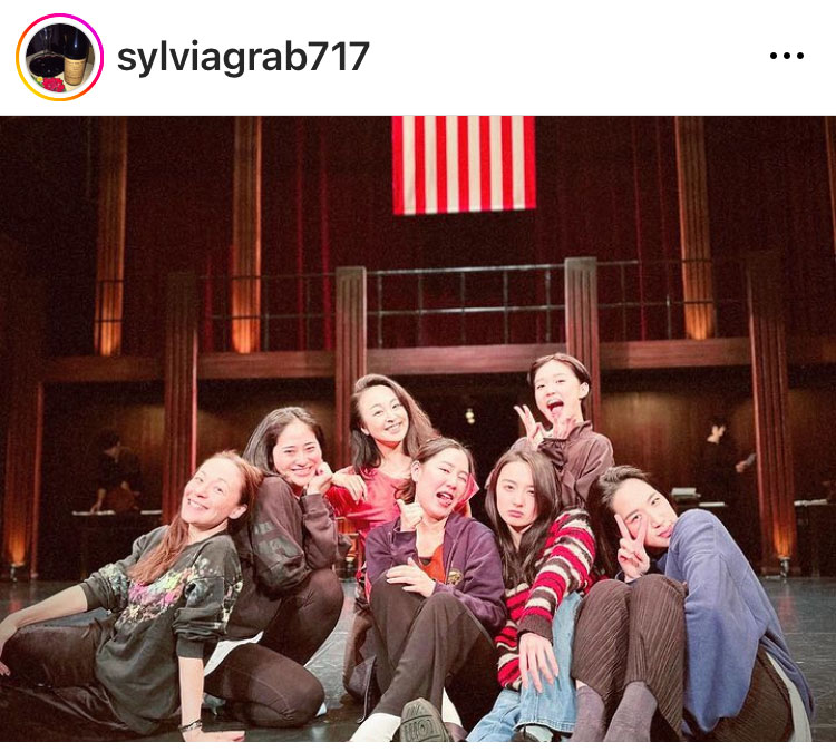 シルビア・グラブのインスタグラムから