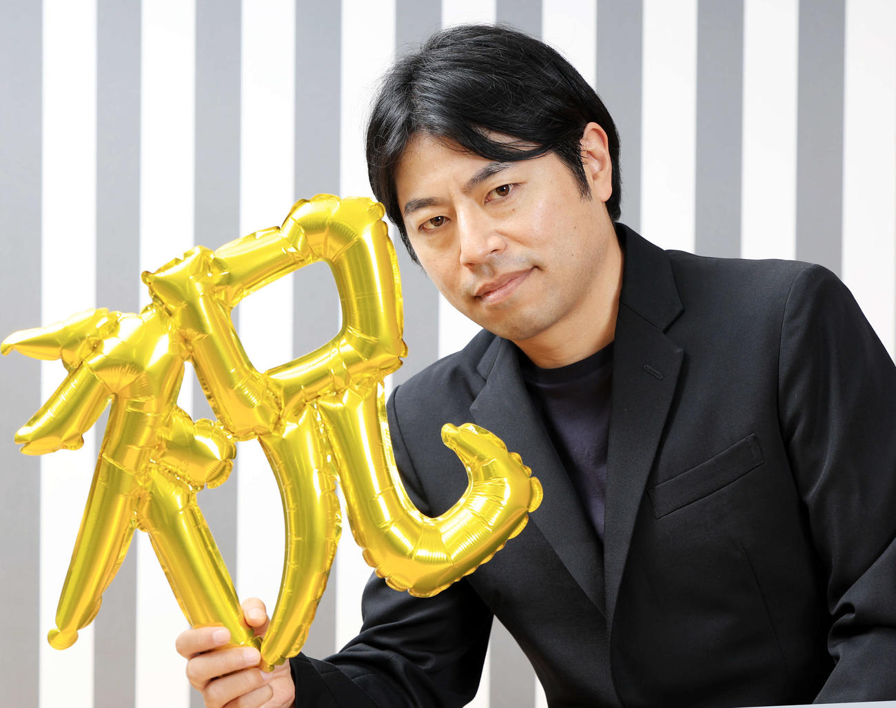 【映画大賞】「表現の勝負をした1年…報われた」ダブル受賞の石井裕也監督／受賞トーク - シネマ写真ニュース : 日刊スポーツ