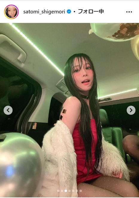重盛さと美の公式インスタグラムから
