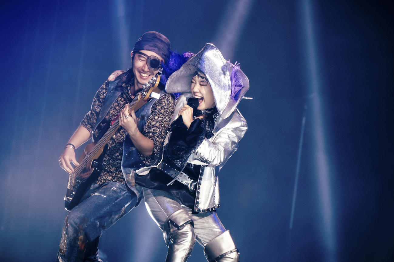 50周年記念の全国アリーナツアー「The Journey」のファイナル公演を行った松任谷由美（撮影・田中聖太郎）