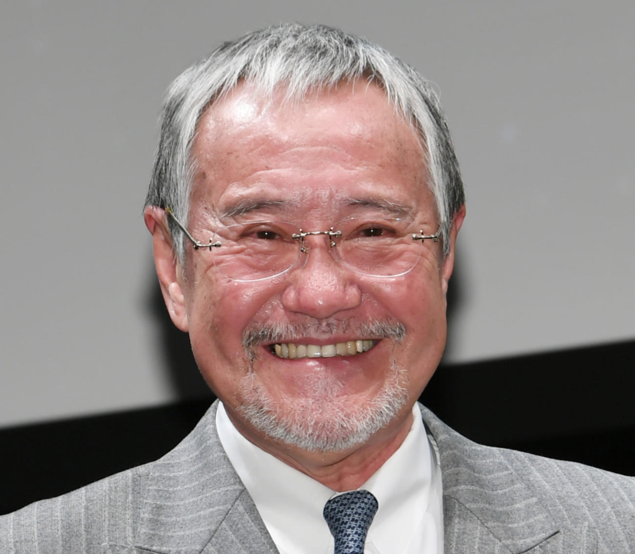 吉幾三、議員数削減訴える「75歳過ぎたらもう辞めろや、お前らこの野郎！いつまでやってんだ」 - 芸能写真ニュース : 日刊スポーツ