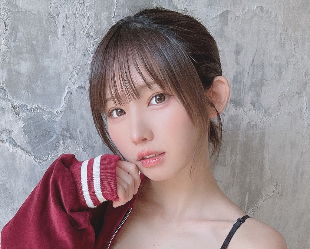 えなこのインスタグラムから