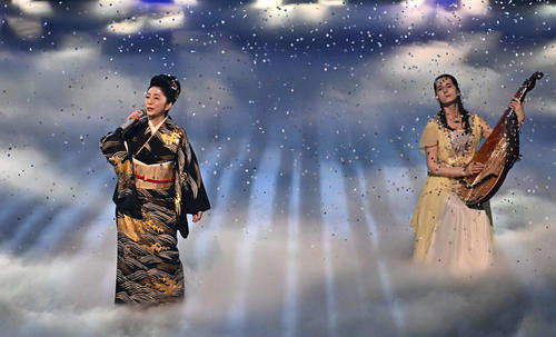 紅白歌合戦で熱唱する石川さゆり(撮影・滝沢徹郎)