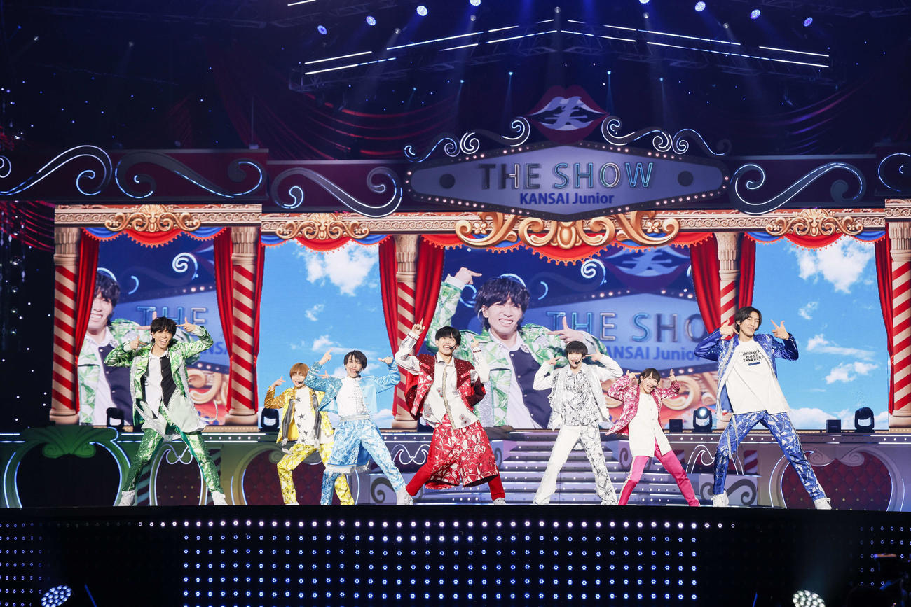 AmBitious（緑：河下、黄：岡、水色：井上、赤：真弓、白：永岡、ピンク：浦、青：大内）