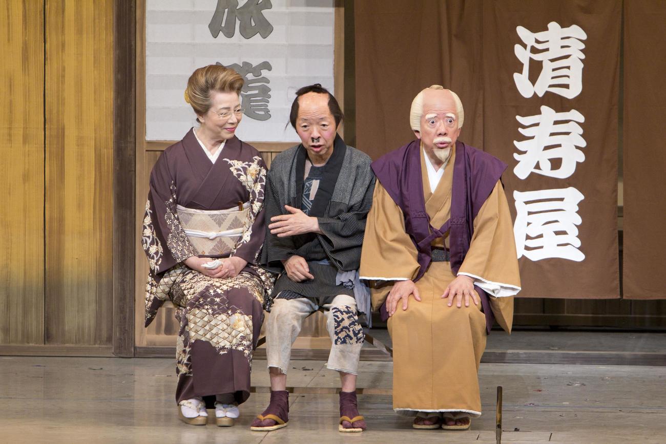 2013.09.28「西川きよし芸能生活50周年記念公演「コメディ水戸黄門」千秋楽」（吉本興業提供）