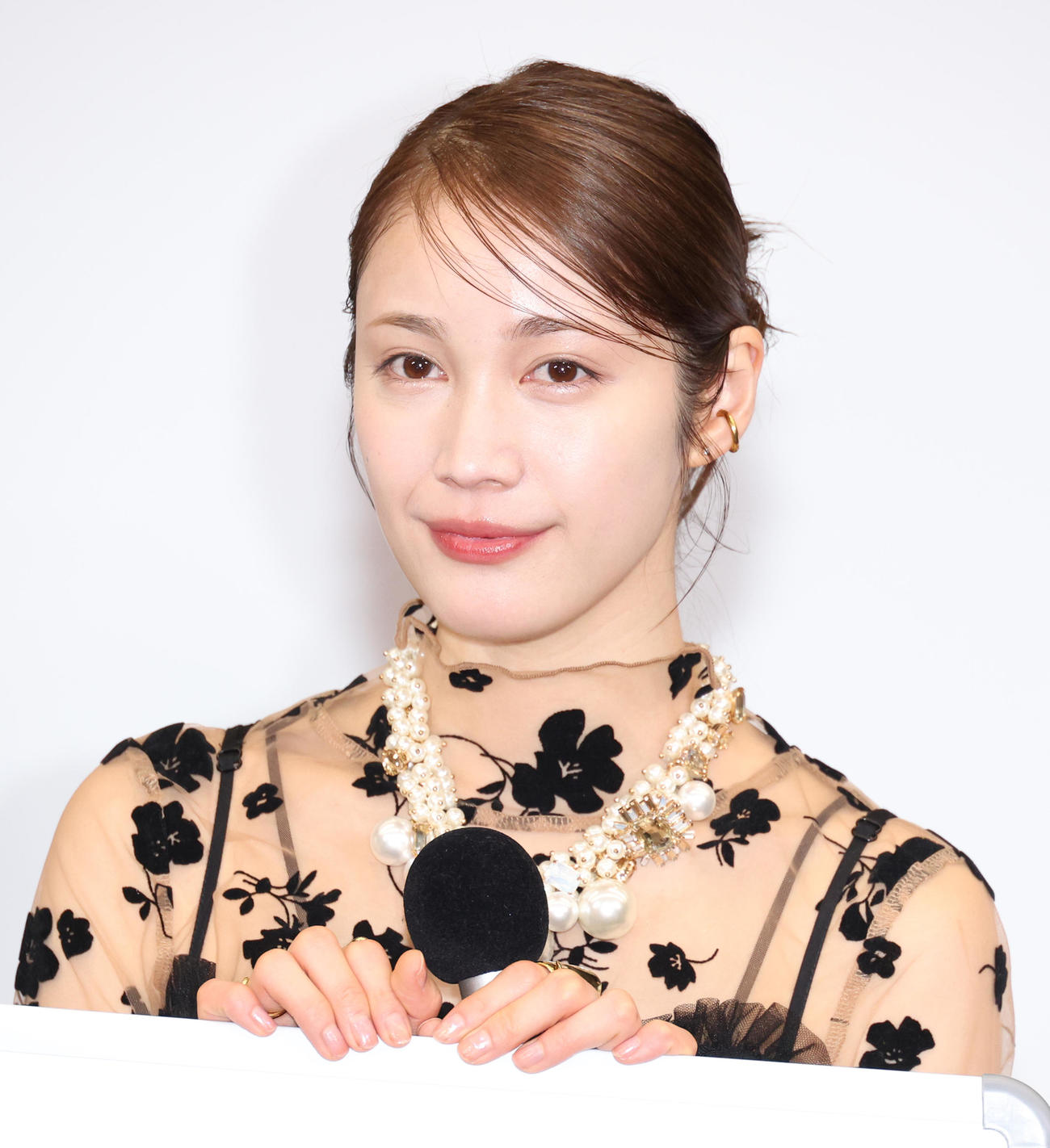 ドラマ「チェイサーゲームW」の会見を行った中村ゆりか（撮影・中島郁夫）