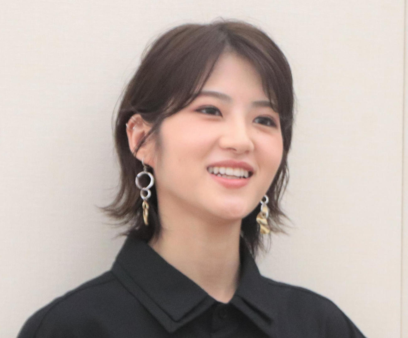 若月佑美（2022年撮影）