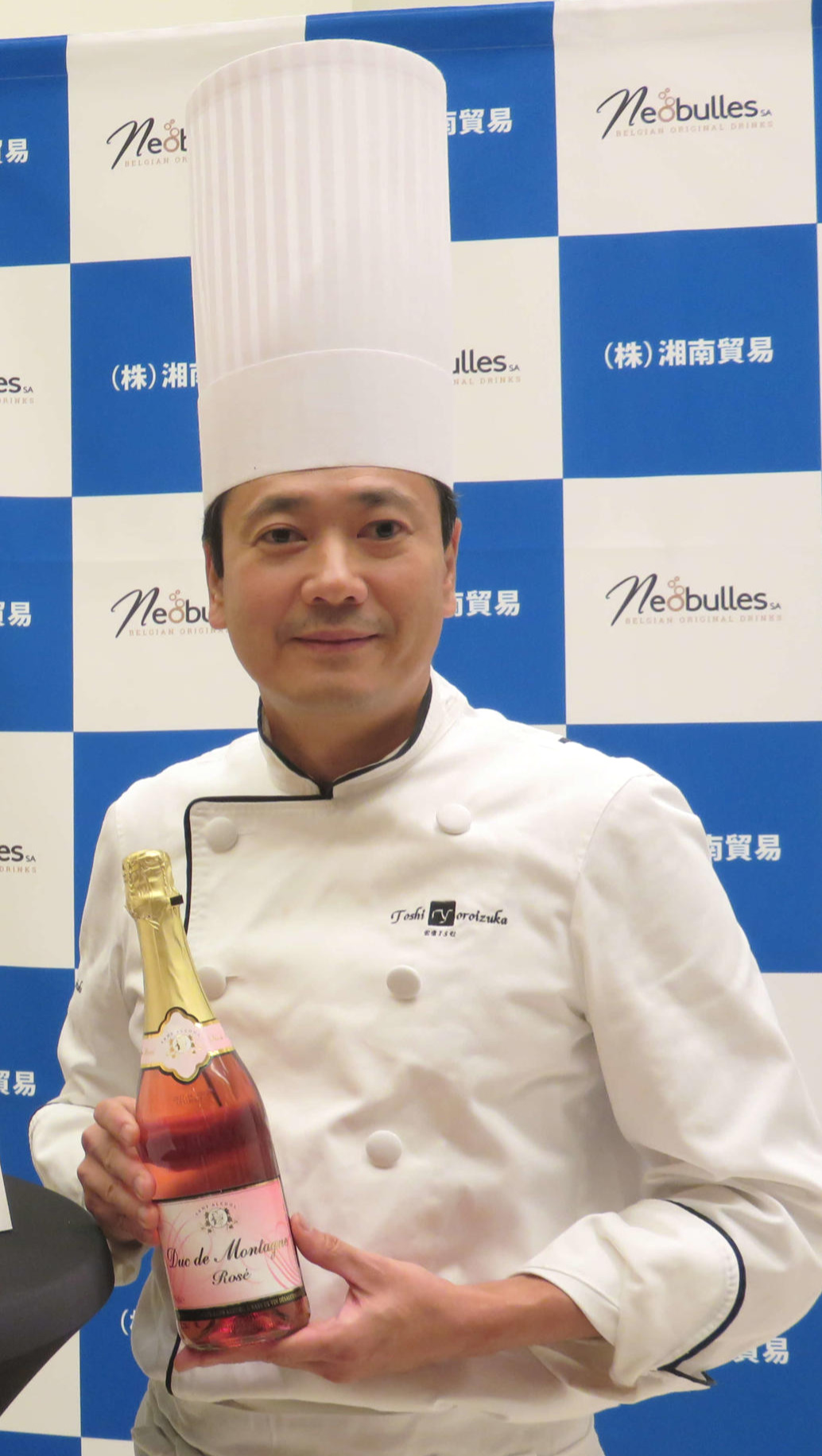 鎧塚俊彦氏（2015年10月撮影）