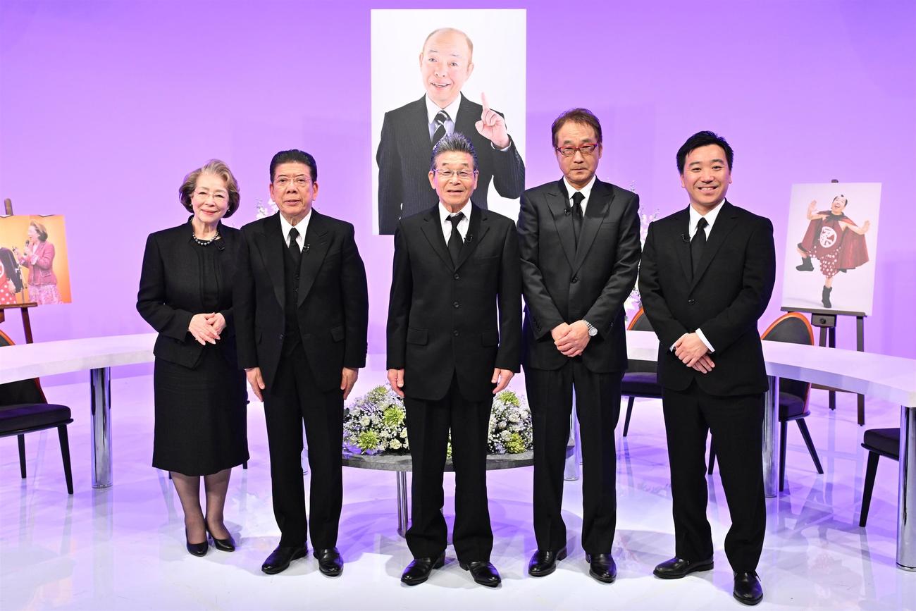 坂田利夫さん特番に出演した（左から）西川ヘレン、西川きよし、間寛平、大木ひびき、月亭八光（MBSテレビ提供）