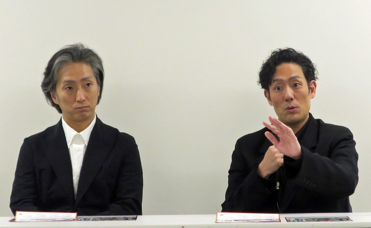 中村勘三郎十三回忌追善全国巡業公演の取材会を行った中村勘九郎（右）、中村七之助（左）