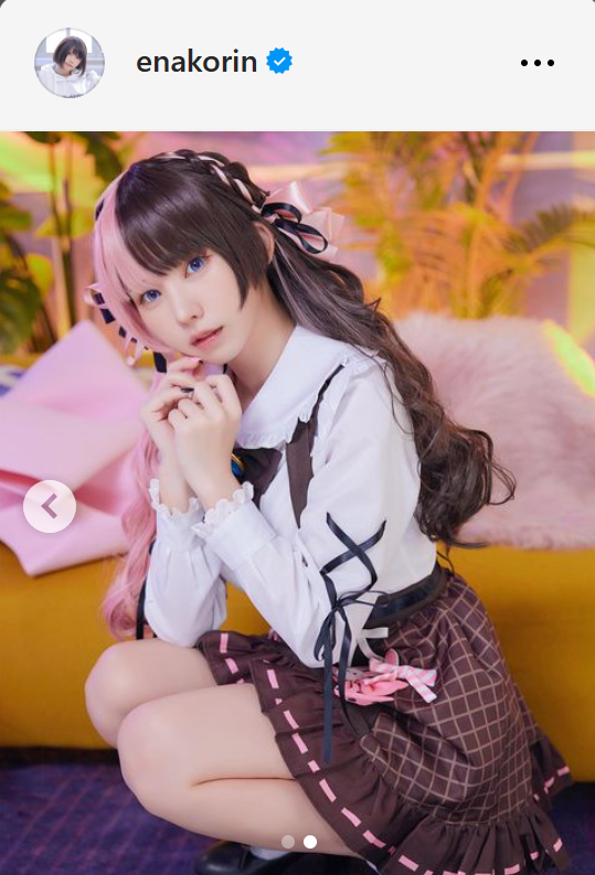 えなこのインスタグラムから