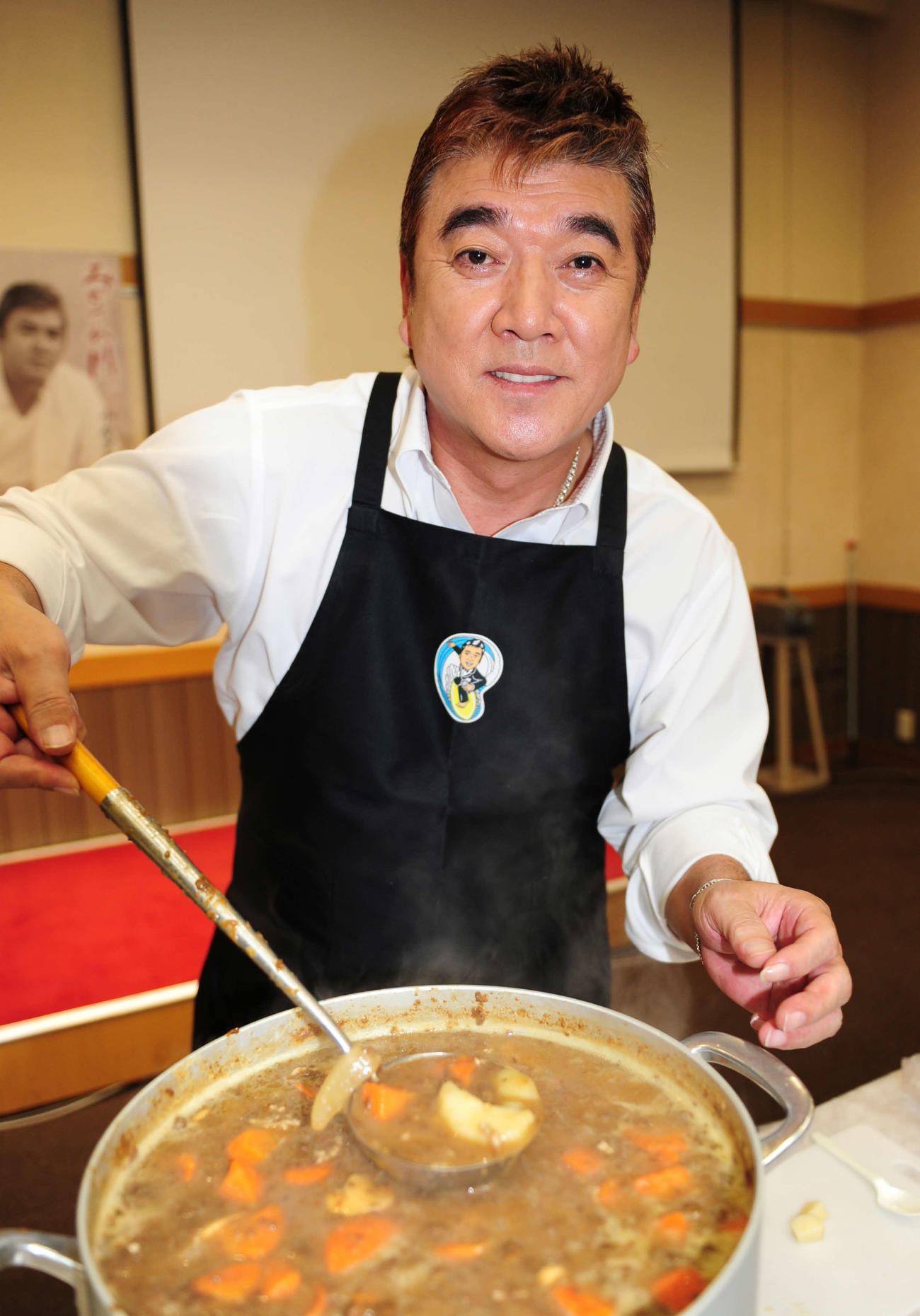 ファンに特製カレーを作った小金沢昇司