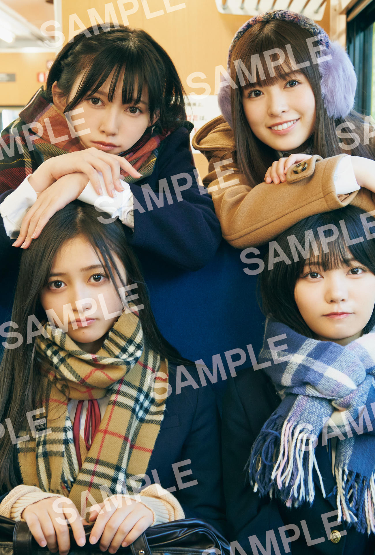 乃木坂46の5期生写真集「あの頃、乃木坂にいた」の特典ポストカード