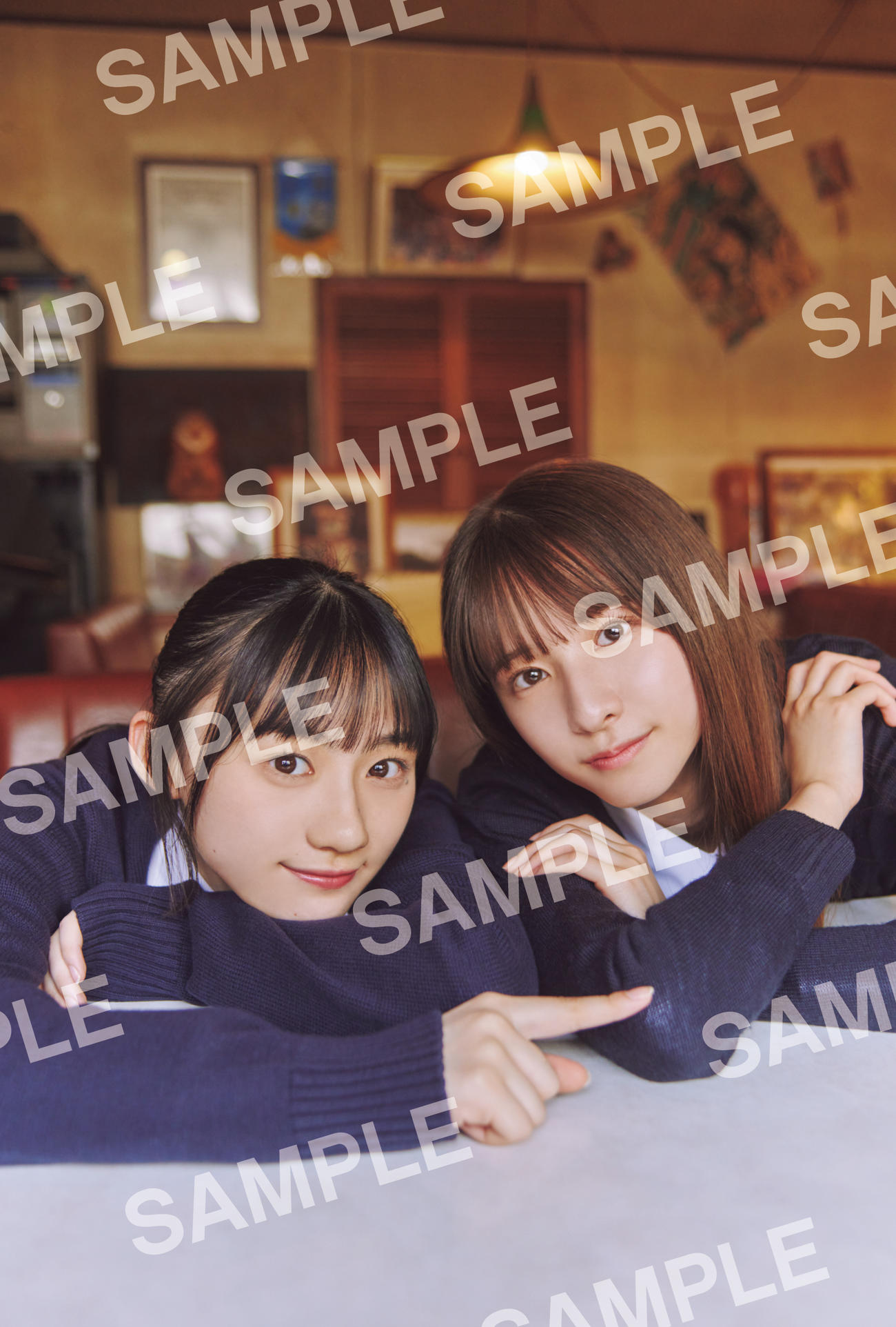 乃木坂46の5期生写真集「あの頃、乃木坂にいた」の特典ポストカード