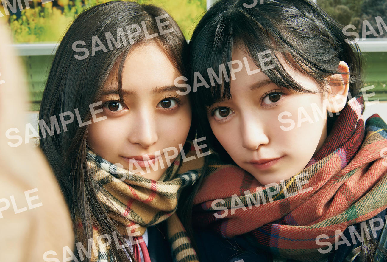 乃木坂46の5期生写真集「あの頃、乃木坂にいた」の特典ポストカード