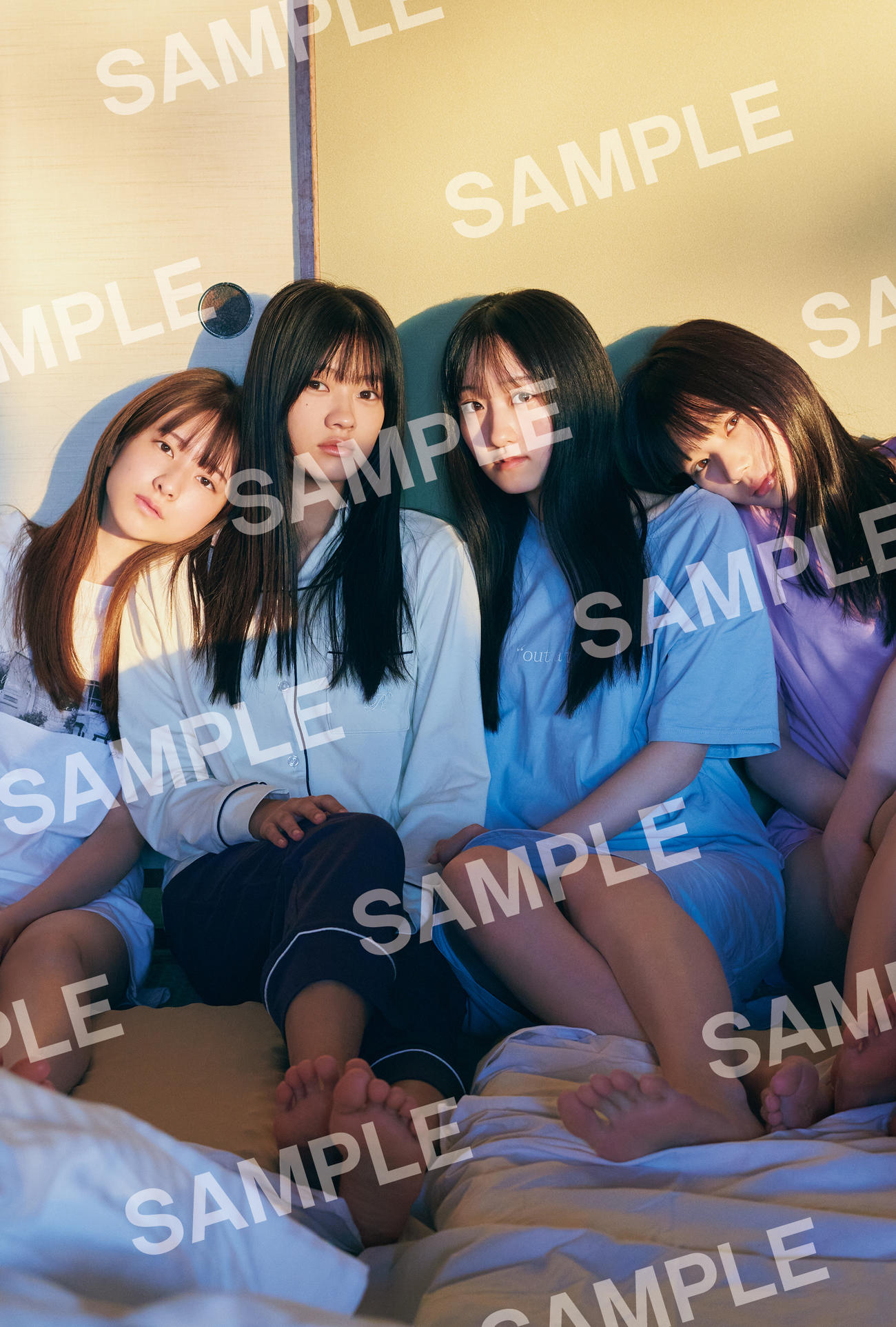 乃木坂46の5期生写真集「あの頃、乃木坂にいた」の特典ポストカード