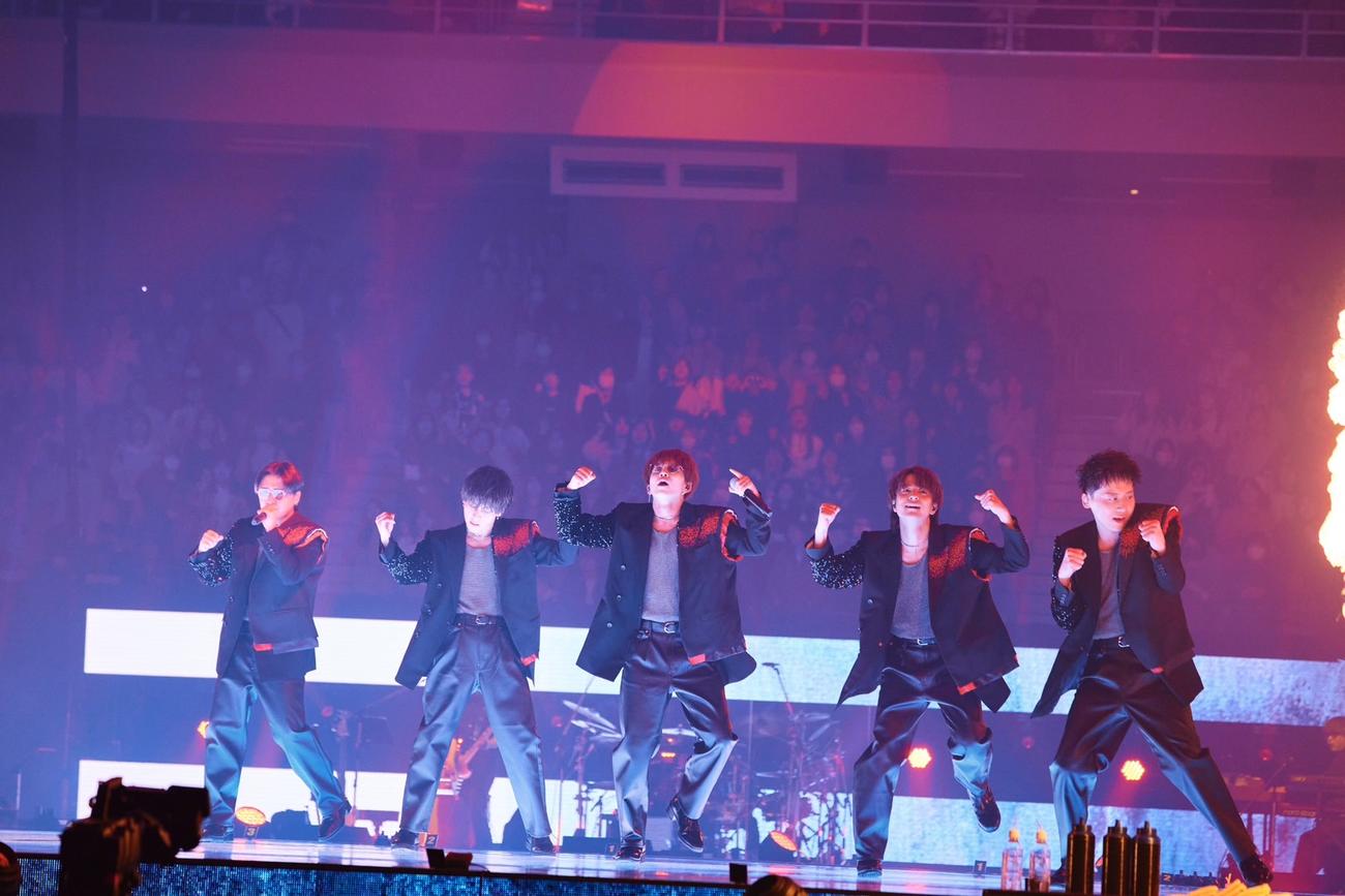 メジャーデビュー10周年ライブを開催したDa－iCE。左から大野雄大、岩岡徹、花村想太、和田颯、工藤大輝