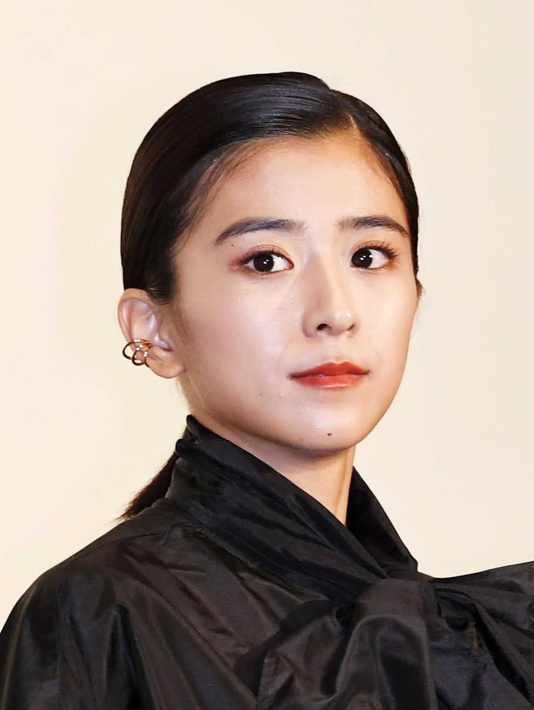 黒島結菜（19年10月撮影）