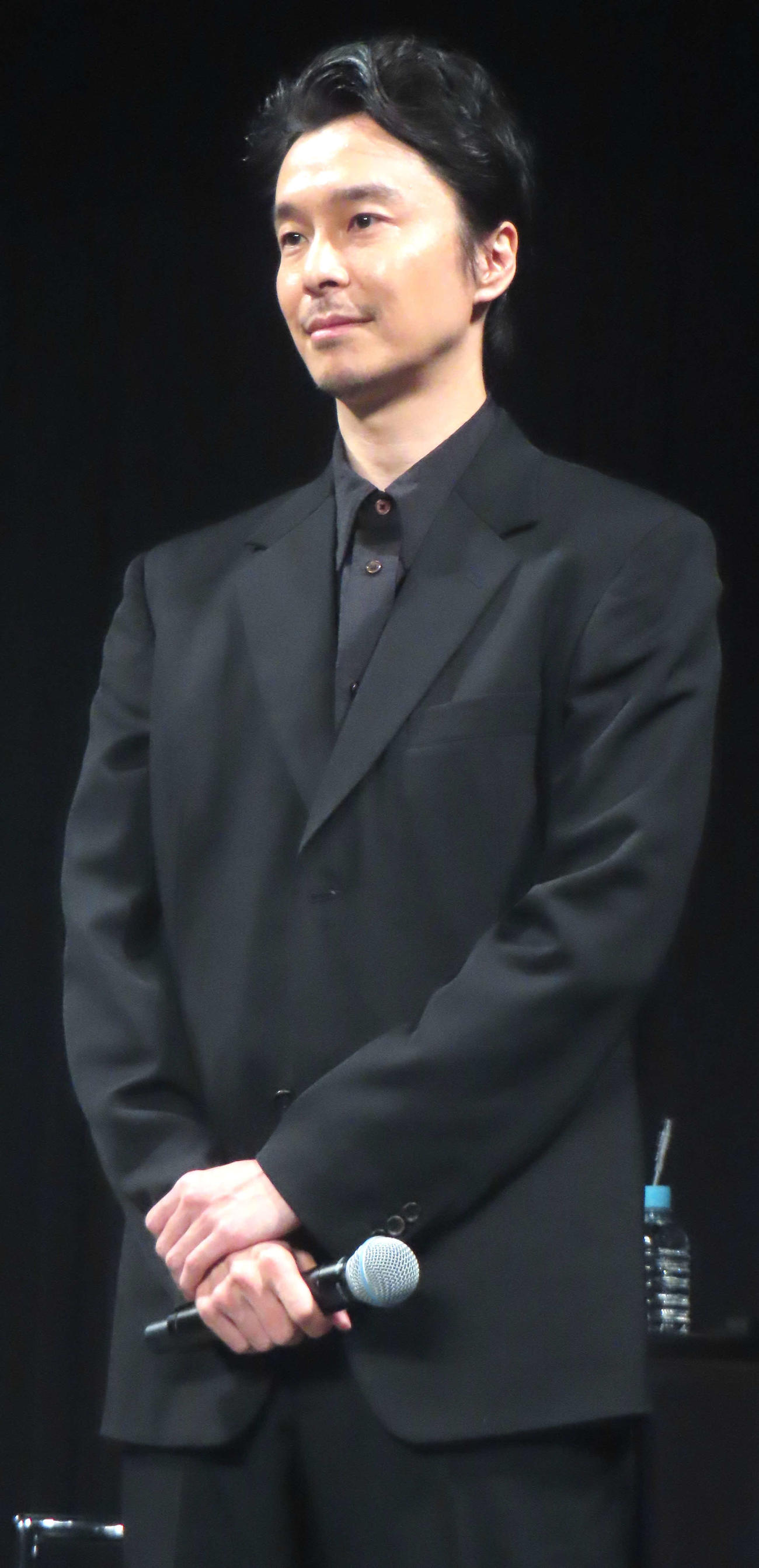 「龍が如く8」完成披露会に登壇した長谷川博己