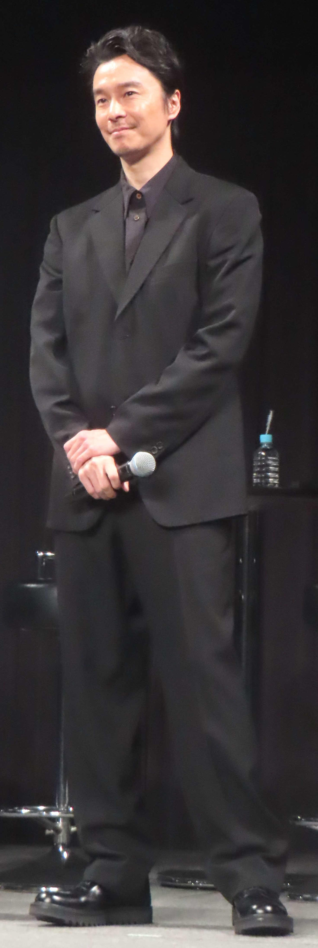 「龍が如く8」完成披露会に登壇した長谷川博己