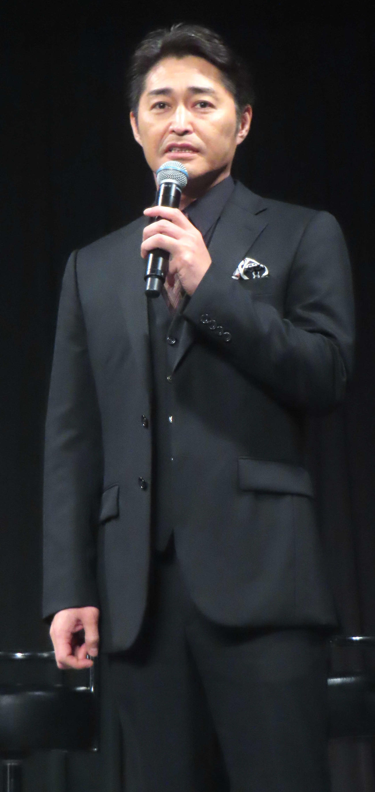 「龍が如く8」完成披露会に登壇した安田顕