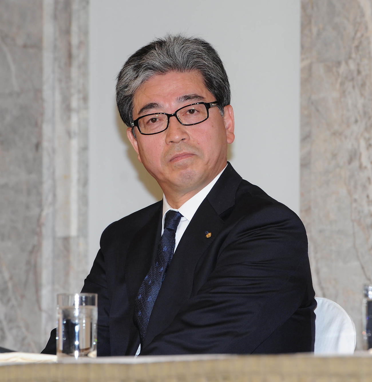 父の三田芳裕・明治座社長（2011年5月撮影）