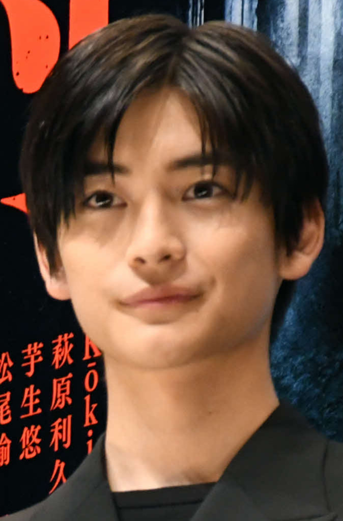 高橋文哉（22年1月撮影）
