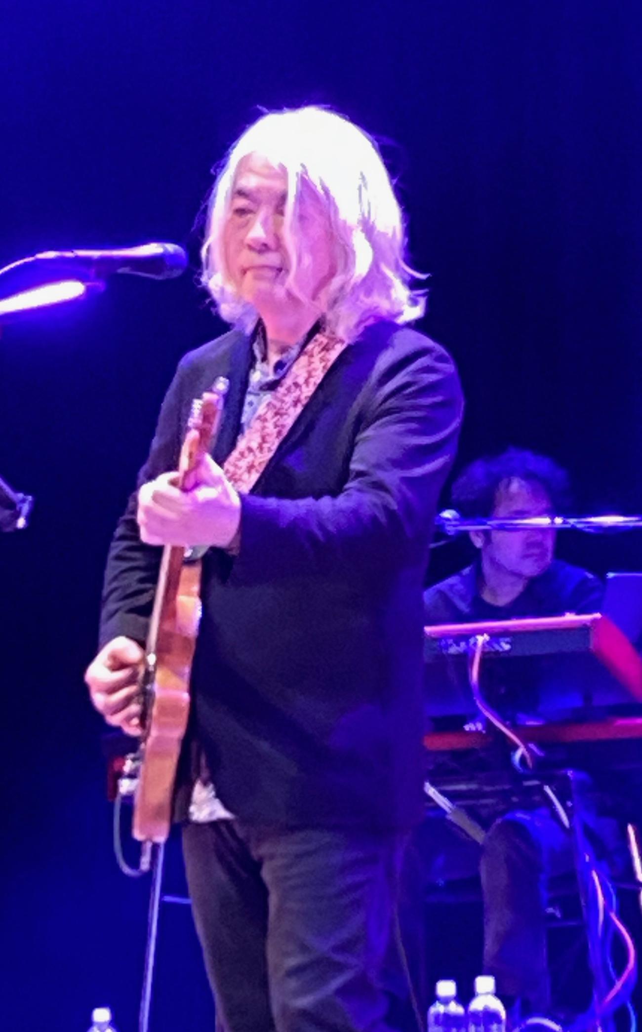 40周年記念ツアーの東京公演を行ったカーネーションの直枝政広