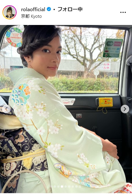 ローラの公式インスタグラムから