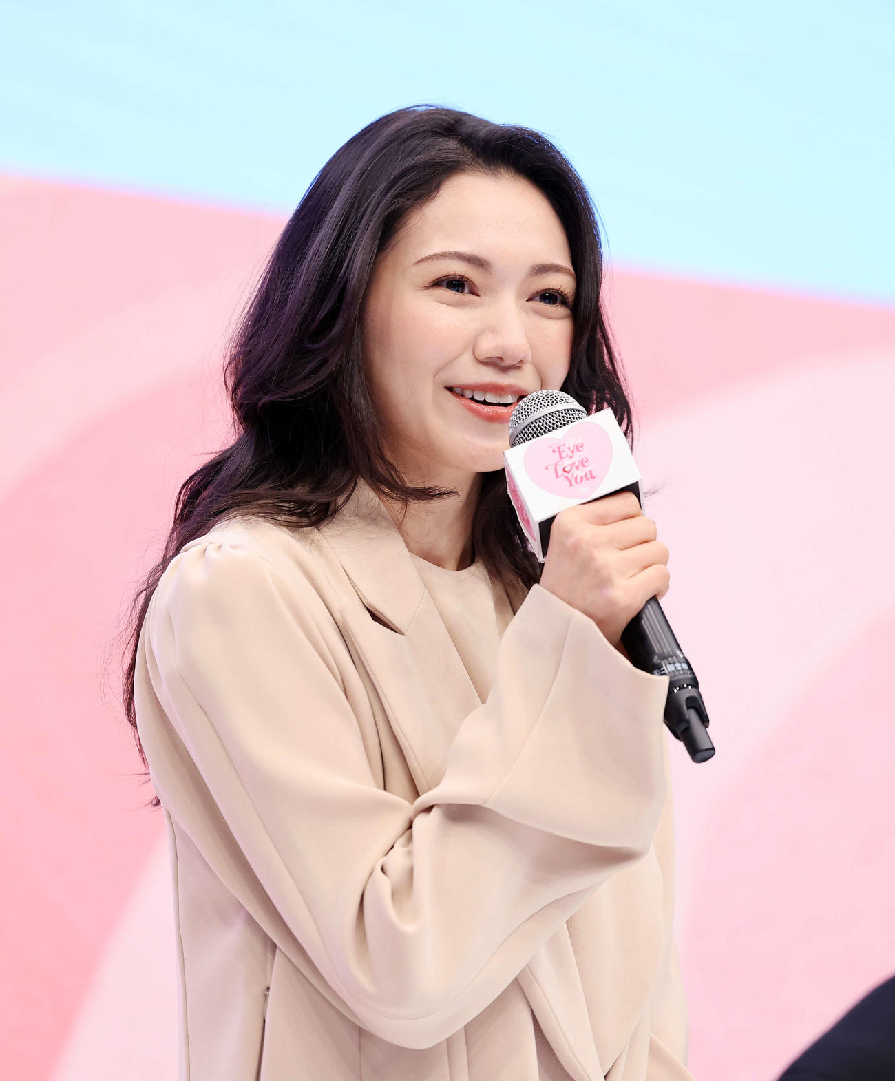 製作発表会見に登壇しあいさつする二階堂ふみ（撮影・鈴木正人）