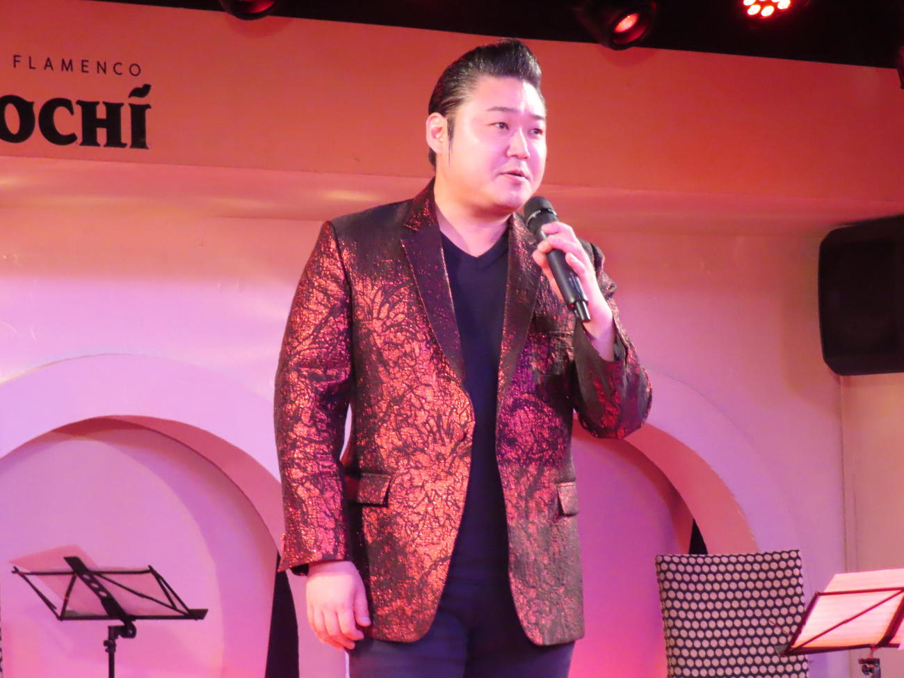 ライブを開催した村木弾（撮影・横山慧）