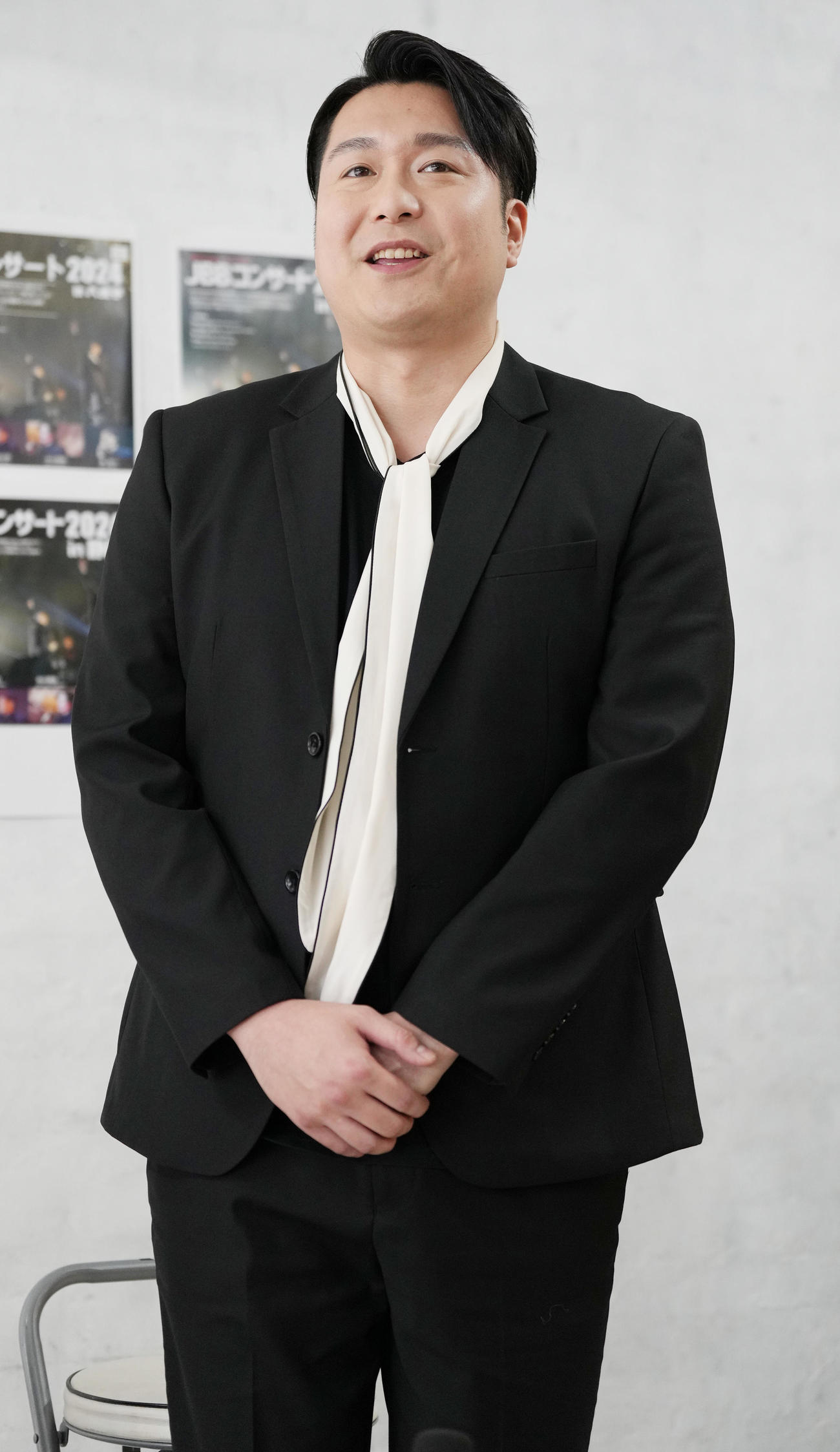 「JBBコンサートツアー2024」合同取材会に臨むJBBの大山真志（撮影・鈴木みどり）