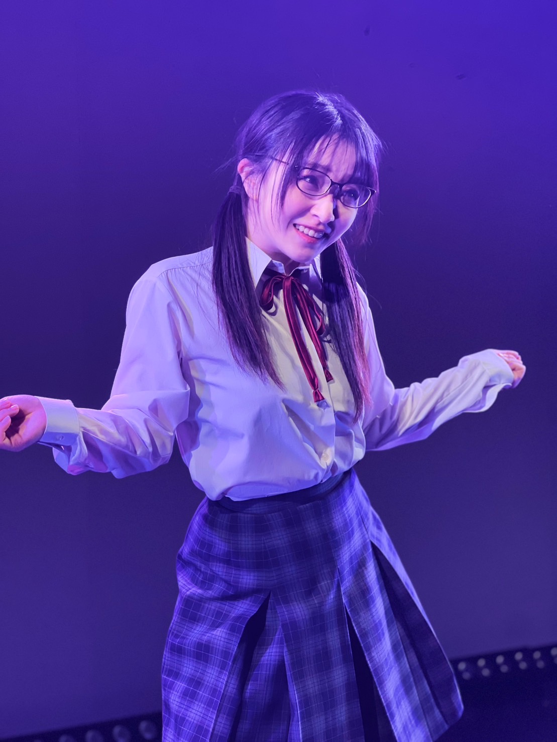 舞台「オプティーマへようこそ！」で初主演を務める中冨杏子